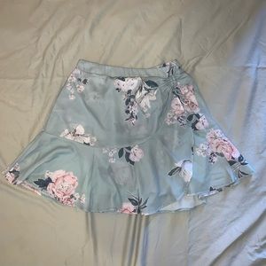 Floral mini skirt